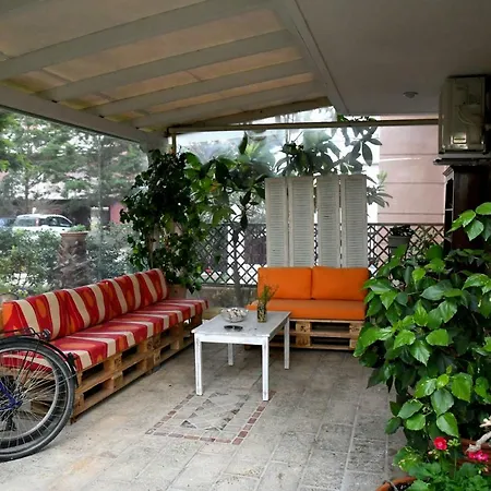 Studio On The With Private Garden Apartment Agia Triada (Thessaloniki)