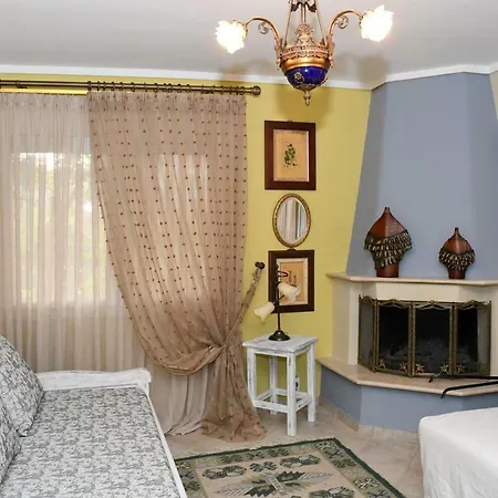 Studio On The With Private Garden * Agia Triada (Thessaloniki)